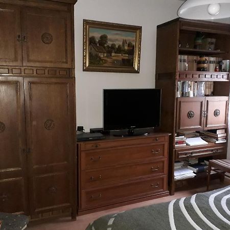 Annika Apartman Еґер Екстер'єр фото