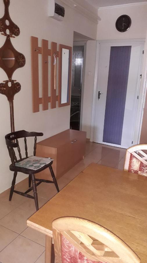 Annika Apartman Еґер Екстер'єр фото